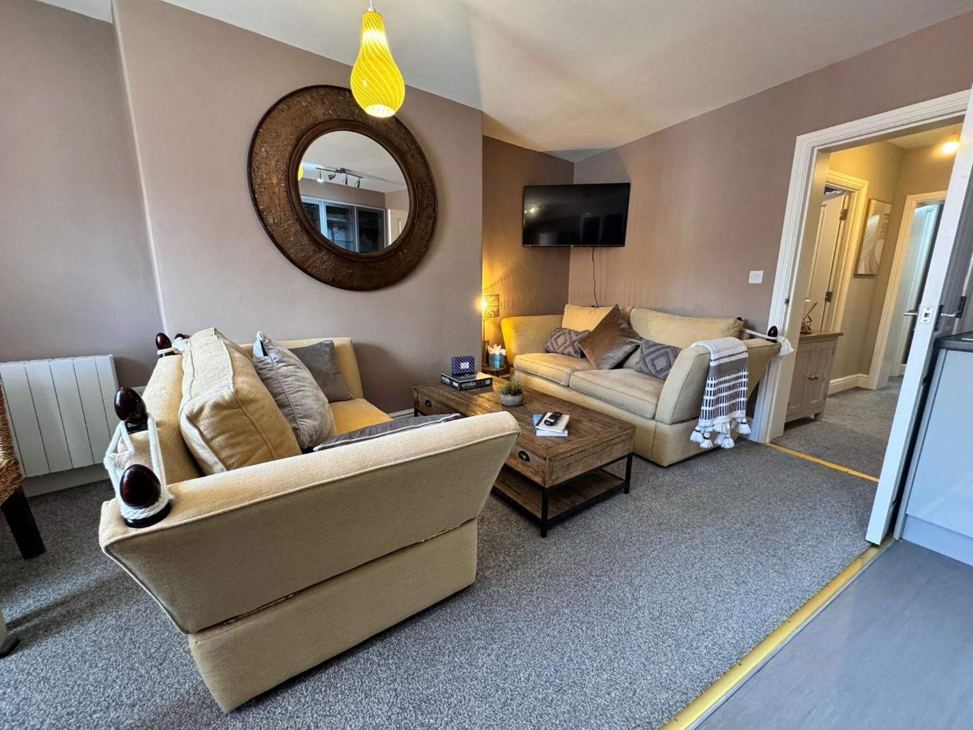At Home Shrewsbury Room photo