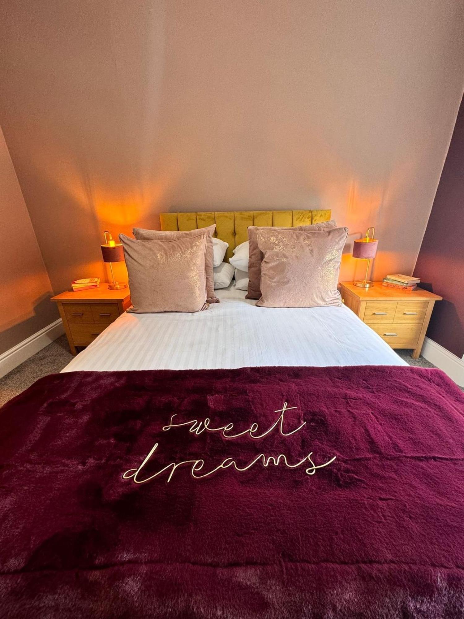 At Home Shrewsbury Room photo
